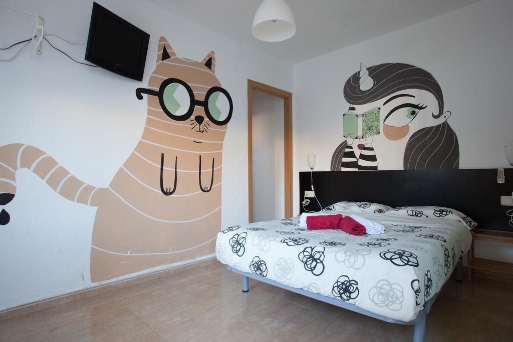 Guest house Zoo Loco Barcelona